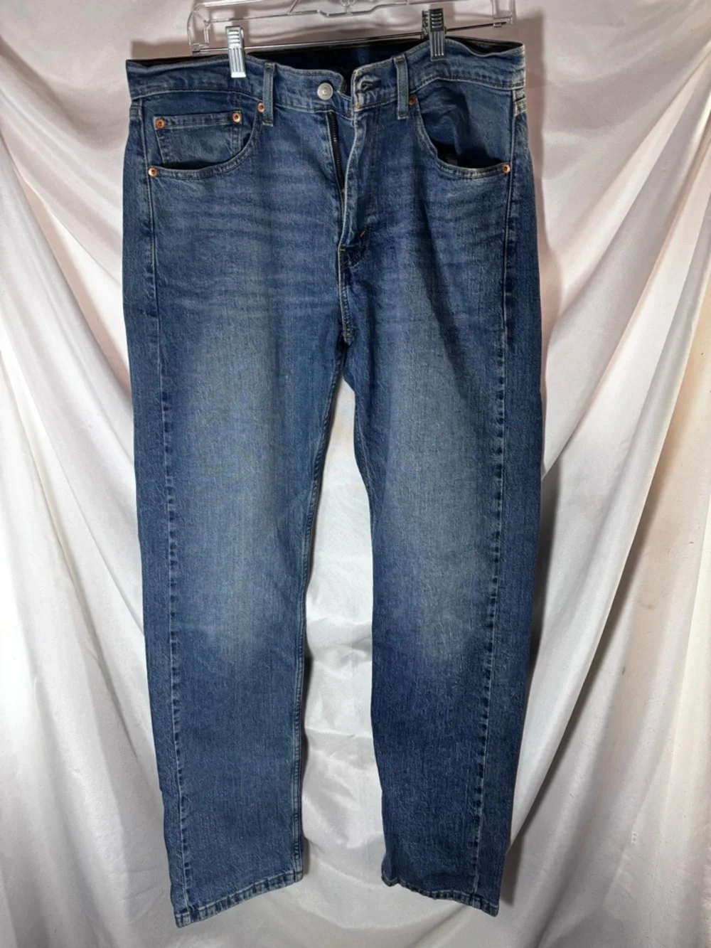 Levi's Straight‎ Jeans in Faded Blue Wash